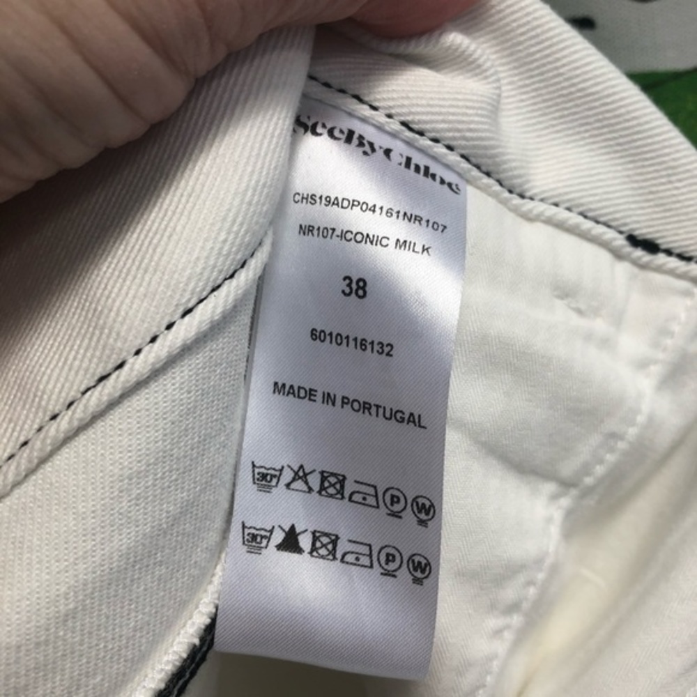 See By Chloe White High-Rise Flare Jeans with Contrast Stitching - Picture 11 of 15